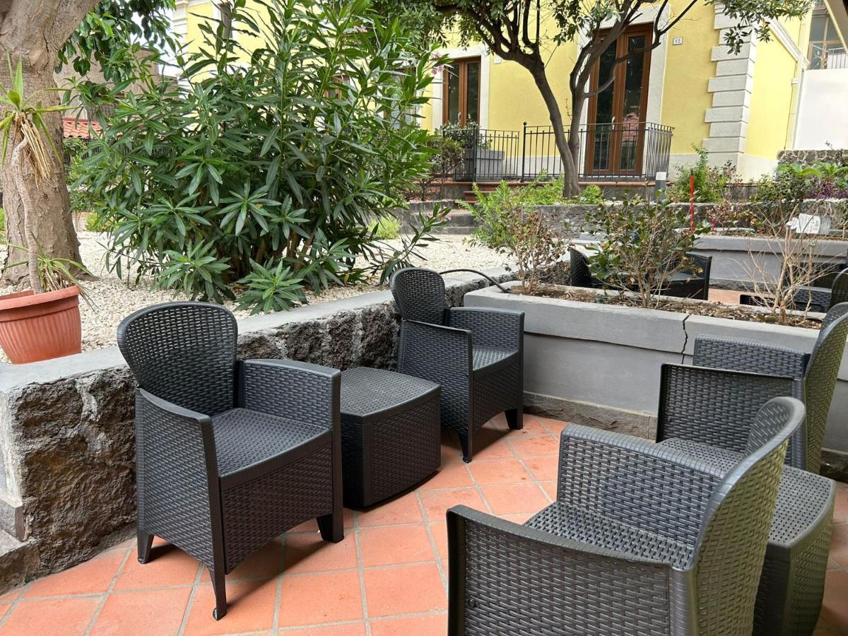 Li Cuti Apartments Катания Екстериор снимка