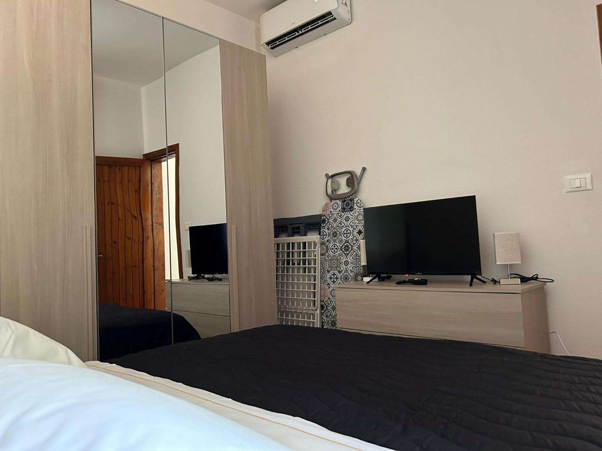 Li Cuti Apartments Катания Екстериор снимка