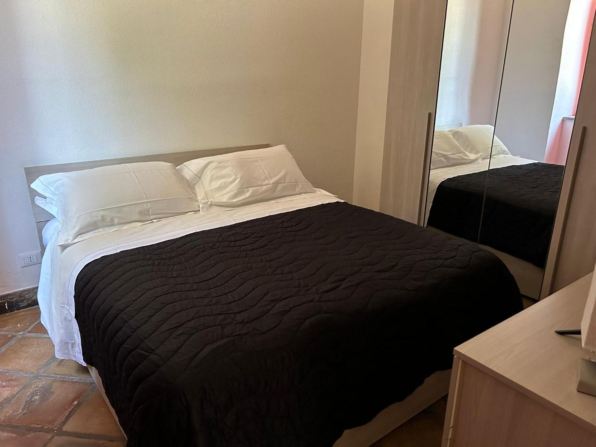 Li Cuti Apartments Катания Екстериор снимка