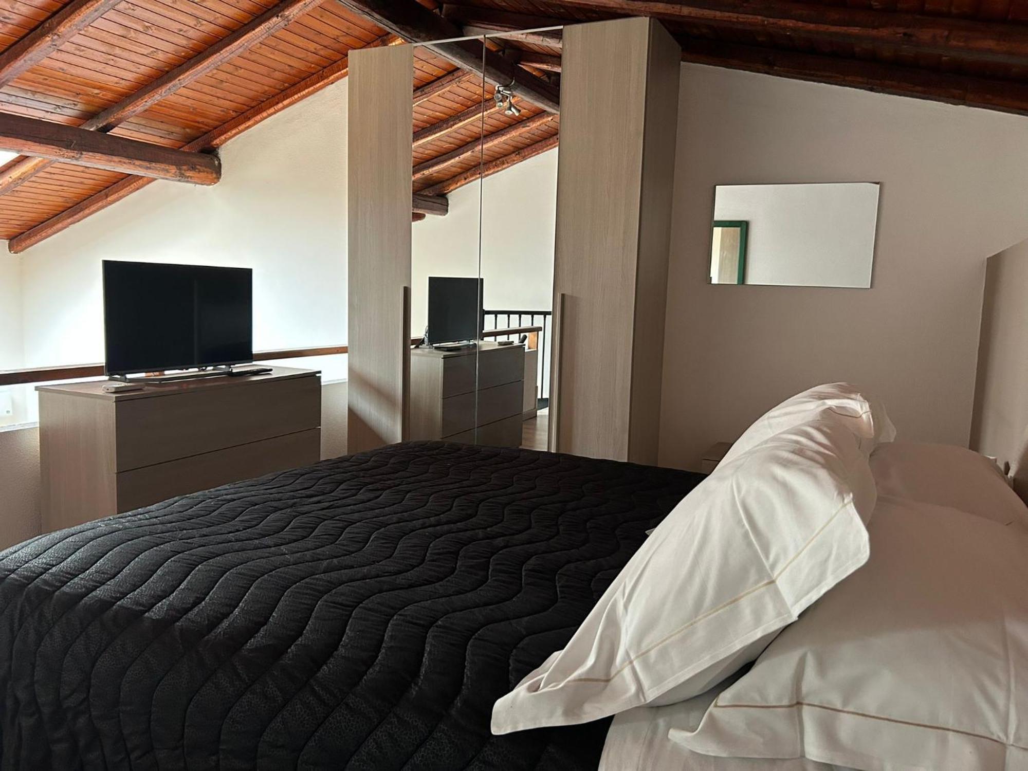 Li Cuti Apartments Катания Екстериор снимка